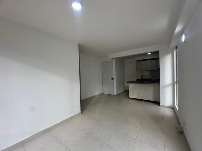 Apartamento de 3 alcobas en arriendo en Ciudad Melendez, Cali, 56 m² · foto 10 de 24