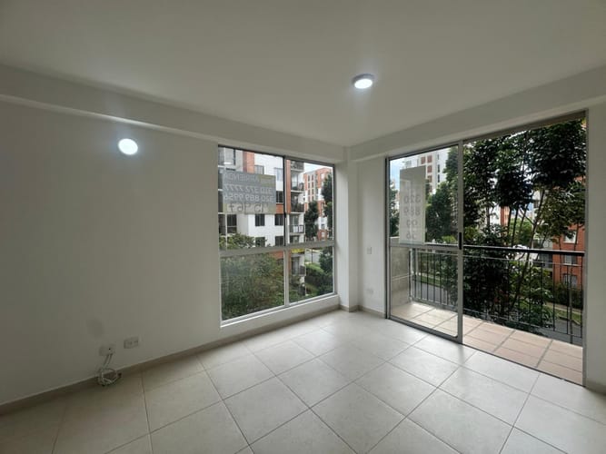 Apartamento de 3 alcobas en arriendo en Ciudad Melendez, Cali, 56 m² · foto 11 de 24