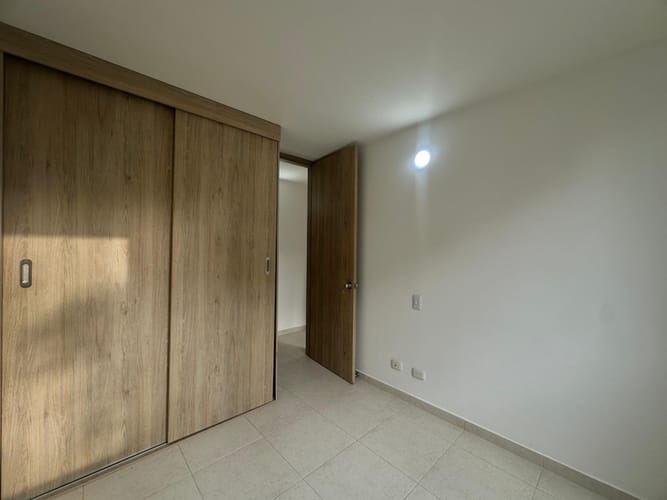Apartamento de 3 alcobas en arriendo en Ciudad Melendez, Cali, 56 m² · foto 19 de 24