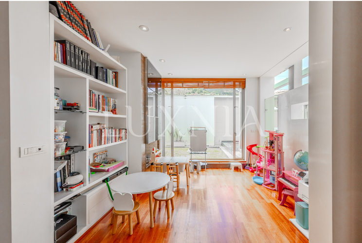 Casa de 5 alcobas en venta en Santa Barbara, Bogotá, 905 m² · foto 12 de 19