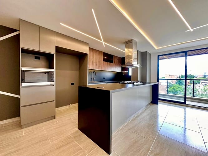Apartamento en venta en Belén Rosales, Medellín, 200 m² · foto 4 de 21