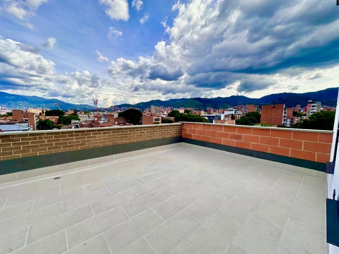 Apartamento en venta en Belén Rosales, Medellín, 200 m² · foto 8 de 21