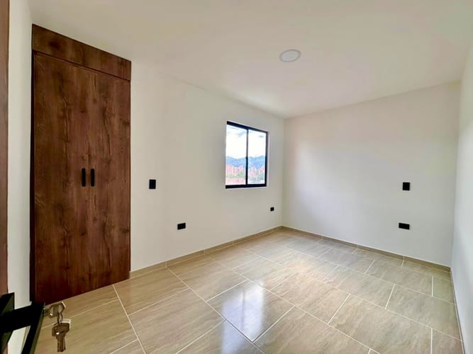 Apartamento en venta en Belén Rosales, Medellín, 200 m² · foto 18 de 21