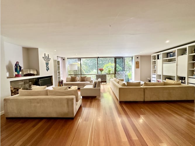 Apartamento de 4 alcobas en venta en La Calleja, Bogotá, 350 m² · foto 1 de 24