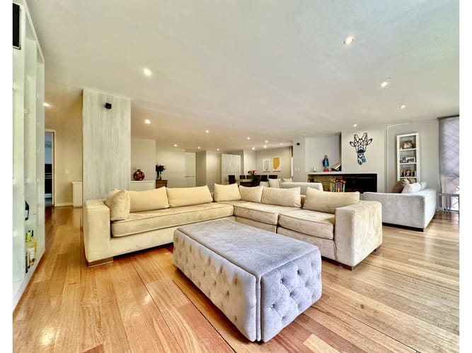 Apartamento de 4 alcobas en venta en La Calleja, Bogotá, 350 m² · foto 5 de 24