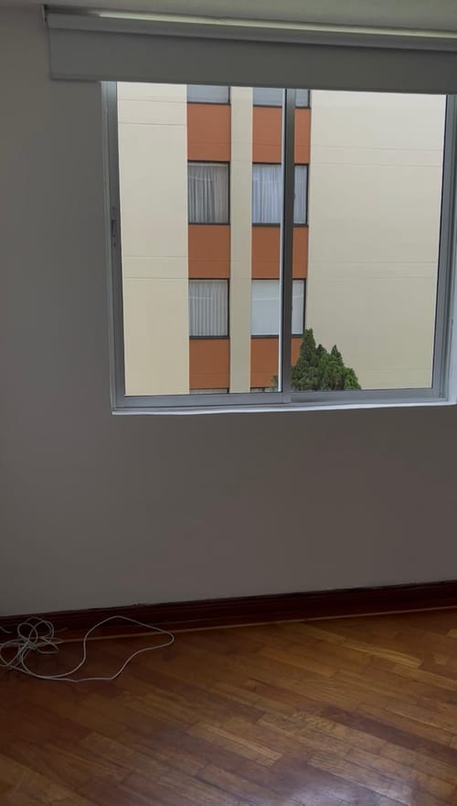 Apartamento de 4 alcobas en venta en La Floresta, Bogotá, 83 m² · foto 3 de 12