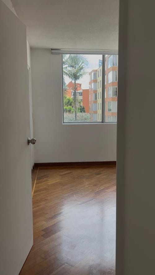Apartamento de 4 alcobas en venta en La Floresta, Bogotá, 83 m² · foto 6 de 12