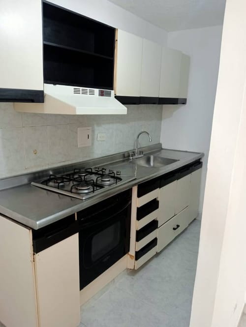 Apartamento de 3 alcobas en venta en Tierra Buena, Bogotá, 42 m² · foto 13 de 17