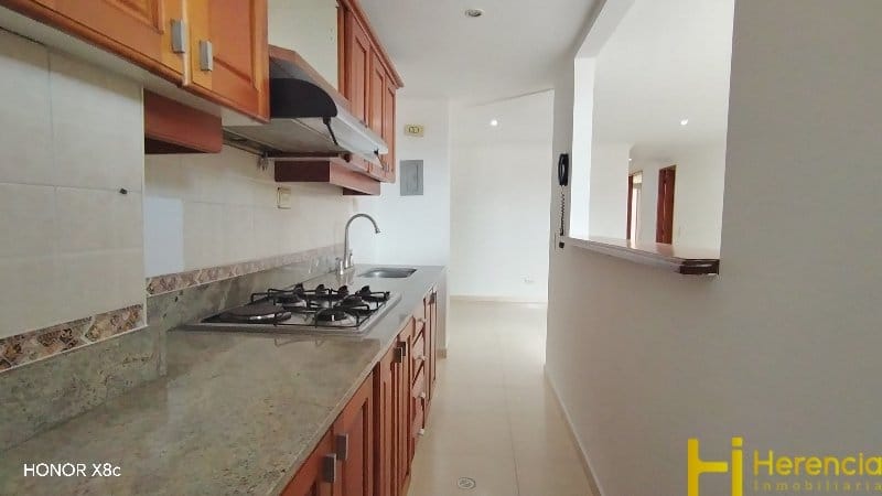 Apartamento de 3 alcobas en arriendo en Laureles, Medellín, 92 m² · foto 7 de 24