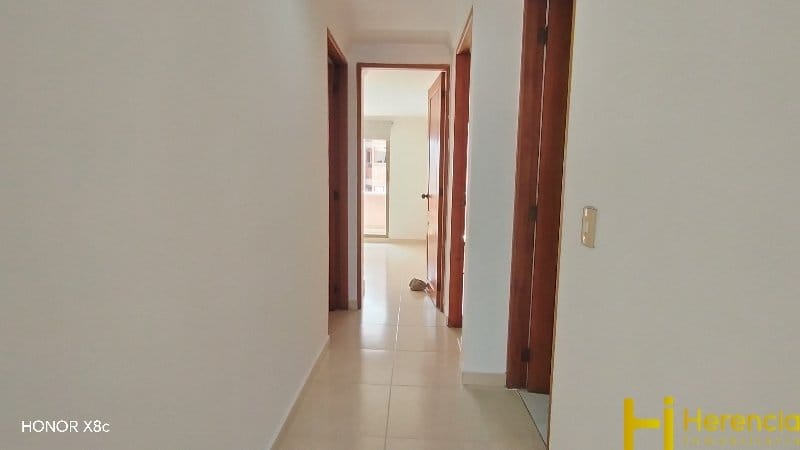 Apartamento de 3 alcobas en arriendo en Laureles, Medellín, 92 m² · foto 11 de 24