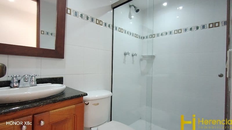 Apartamento de 3 alcobas en arriendo en Laureles, Medellín, 92 m² · foto 13 de 24
