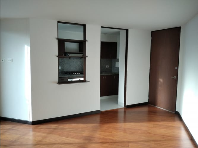 Apartamento de 3 alcobas en arriendo en Pradera Norte, Bogotá, 82 m² · foto 3 de 18