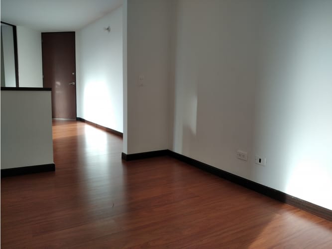 Apartamento de 3 alcobas en arriendo en Pradera Norte, Bogotá, 82 m² · foto 7 de 18