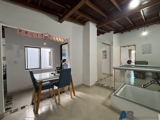 Apartamento de 3 alcobas en arriendo en Centro, Itagüí, 112 m² · foto 4 de 21
