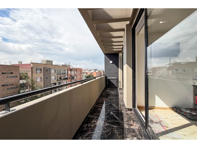 Apartamento de 3 alcobas en venta en Pasadena, Bogotá, 128 m² · foto 16 de 17
