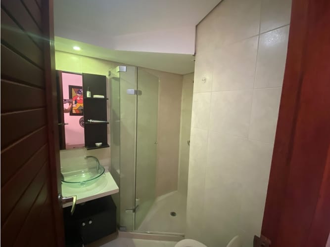 Apartamento de 3 alcobas en venta en Transversal Inferior, Medellín, 208 m² · foto 17 de 19