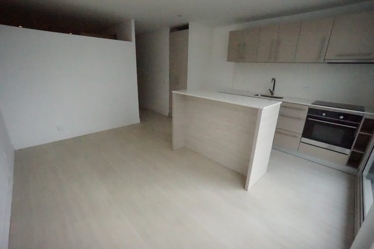 Apartaestudio en arriendo en Las Nieves, Bogotá, 39 m² · foto 2 de 20