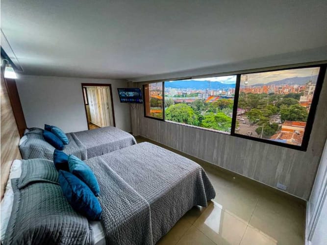 Apartamento de 5 alcobas en venta en Conquistadores, Medellín, 450 m² · foto 18 de 21