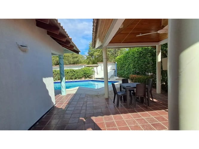 Casa de 3 alcobas en venta en Ricaurte, 158 m² · foto 6 de 14