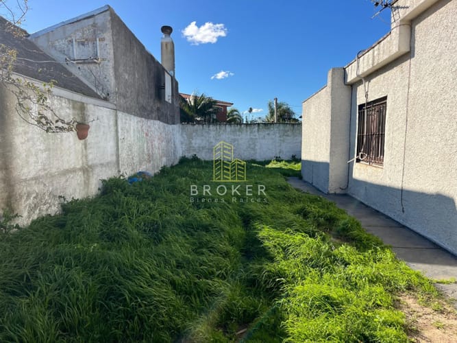 Venta Casa Barra de Carrasco para actualizar! - foto 3