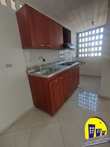 Apartamento de 3 alcobas en venta en San Miguel, Medellín, 65 m² · foto 2 de 10