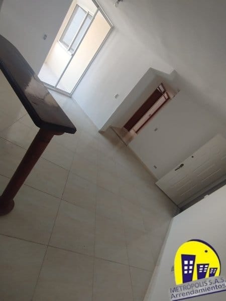 Apartamento de 3 alcobas en venta en San Miguel, Medellín, 65 m² · foto 3 de 10