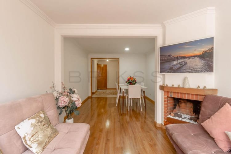 Apartamento de 3 alcobas en venta en Chico Norte, Bogotá, 96 m² · foto 2 de 15