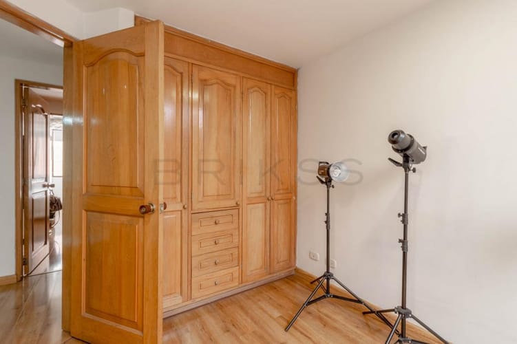 Apartamento de 3 alcobas en venta en Chico Norte, Bogotá, 96 m² · foto 9 de 15