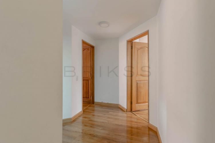 Apartamento de 3 alcobas en venta en Chico Norte, Bogotá, 96 m² · foto 10 de 15