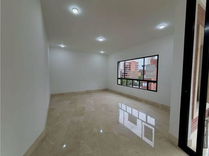 Apartamento de 3 alcobas en arriendo en Santa Teresita, Cali, 244 m² · foto 11 de 24