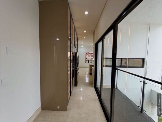 Apartamento de 3 alcobas en arriendo en Santa Teresita, Cali, 244 m² · foto 12 de 24