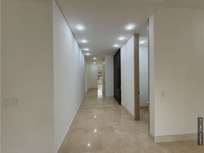 Apartamento de 3 alcobas en arriendo en Santa Teresita, Cali, 244 m² · foto 13 de 24