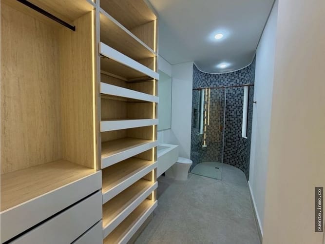 Apartamento de 3 alcobas en arriendo en Santa Teresita, Cali, 244 m² · foto 17 de 24