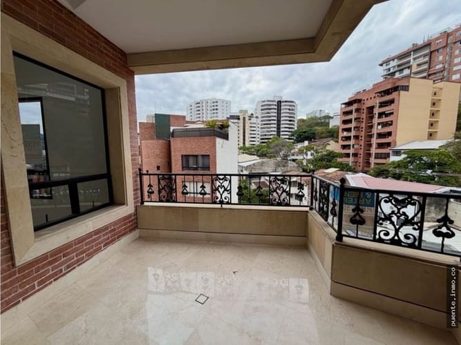 Apartamento de 3 alcobas en arriendo en Santa Teresita, Cali, 244 m² · foto 9 de 24