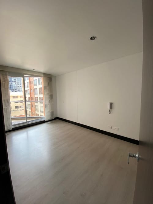 Apartamento de 1 alcoba en arriendo en Cedritos, Bogotá, 57 m² · foto 7 de 14