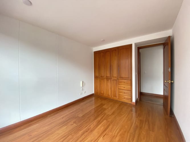 Apartamento de 1 alcoba en arriendo en Chico Norte, Bogotá, 45 m² · foto 13 de 17
