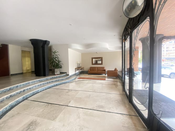 Apartamento de 1 alcoba en arriendo en Chico Norte, Bogotá, 45 m² · foto 16 de 17