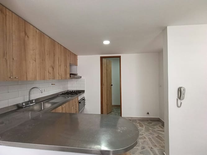 Apartamento de 3 alcobas en arriendo en Laureles, Medellín, 116 m² · foto 5 de 16