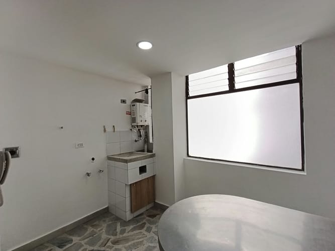 Apartamento de 3 alcobas en arriendo en Laureles, Medellín, 116 m² · foto 6 de 16