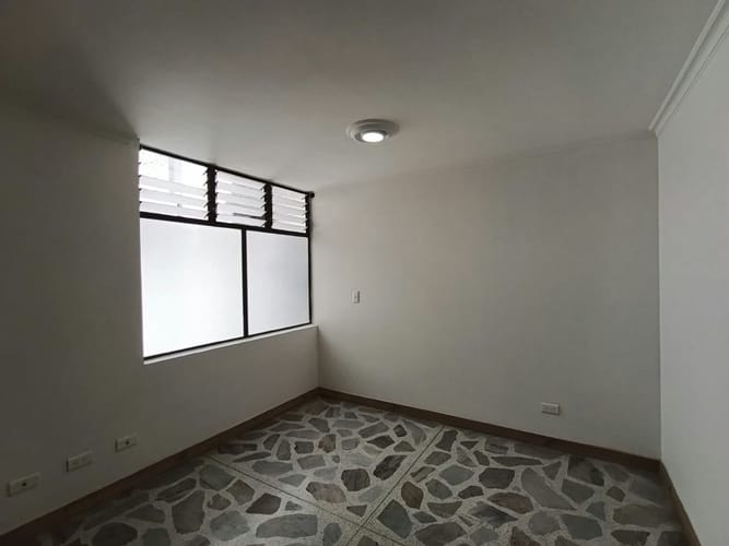 Apartamento de 3 alcobas en arriendo en Laureles, Medellín, 116 m² · foto 12 de 16