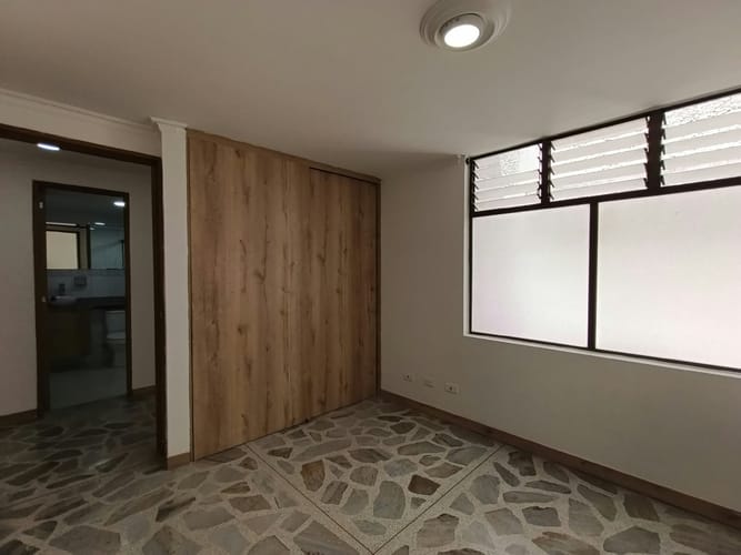 Apartamento de 3 alcobas en arriendo en Laureles, Medellín, 116 m² · foto 13 de 16