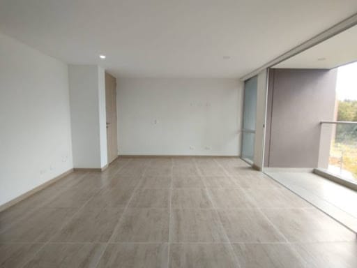 Apartamento de 2 alcobas en arriendo en Los Colegios, Rionegro, 73 m² · foto 6 de 17
