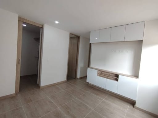 Apartamento de 2 alcobas en arriendo en Los Colegios, Rionegro, 73 m² · foto 9 de 17