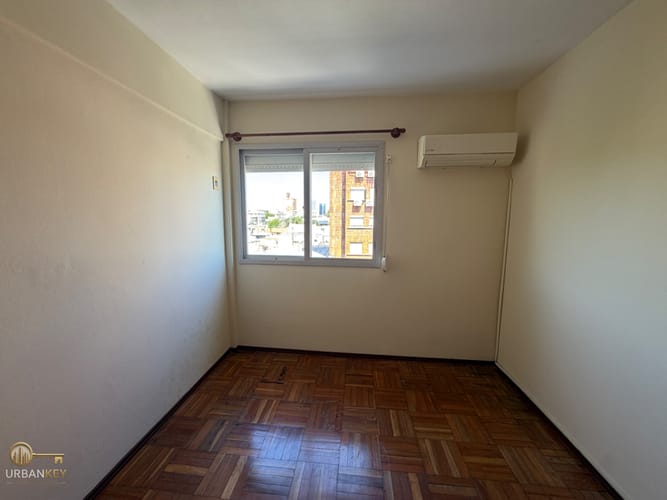 Alquiler apartamento 1 dormitorio con terraza lavadero semiamueblado en Buceo · Foto 6