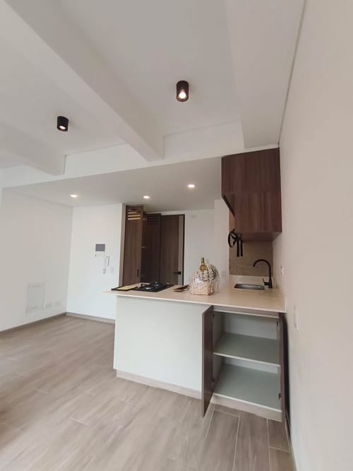 Apartaestudio en venta en Chicó Navarra, Bogotá, 30 m² · foto 6 de 13