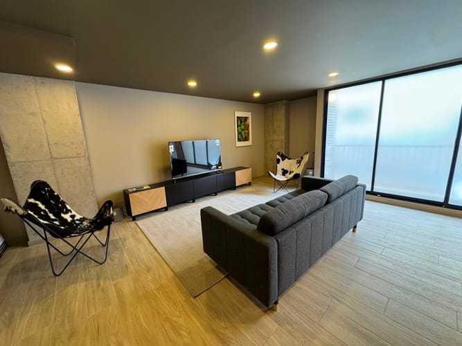 Apartaestudio en venta en Chicó Navarra, Bogotá, 30 m² · foto 12 de 13