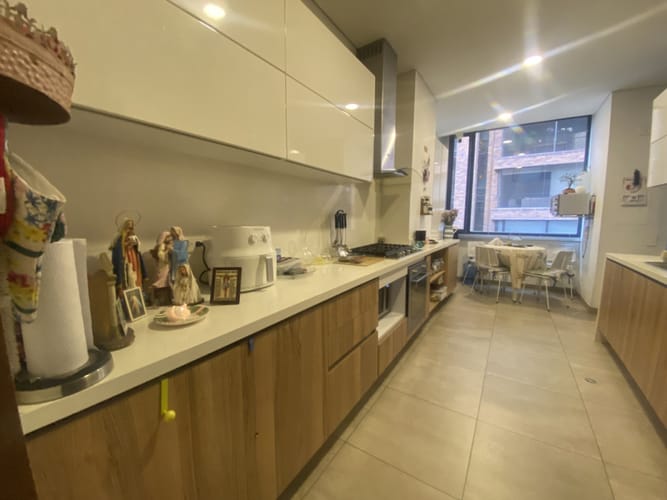Apartamento de 2 alcobas en arriendo en Chico, Bogotá, 136 m² · foto 12 de 22