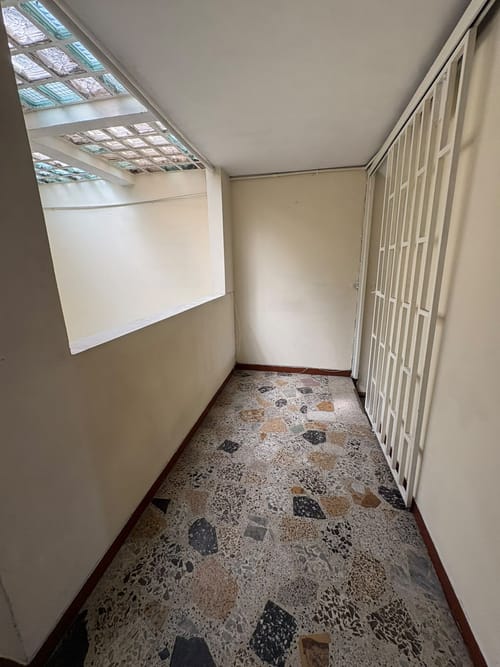 Casa de 6 alcobas en venta en Primavera Occidental - Puente Aranda, Bogotá, 251 m² · foto 3 de 24