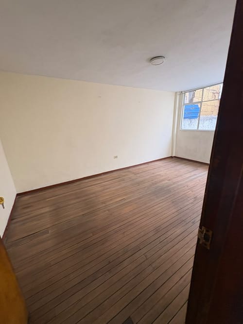 Casa de 6 alcobas en venta en Primavera Occidental - Puente Aranda, Bogotá, 251 m² · foto 14 de 24