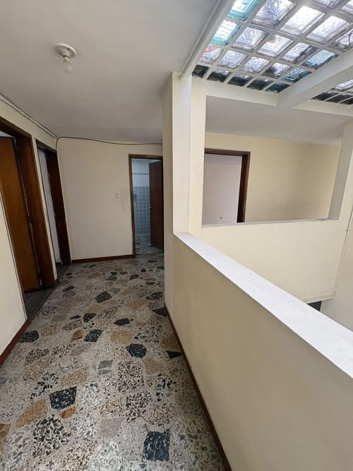 Casa de 6 alcobas en venta en Primavera Occidental - Puente Aranda, Bogotá, 251 m² · foto 20 de 24